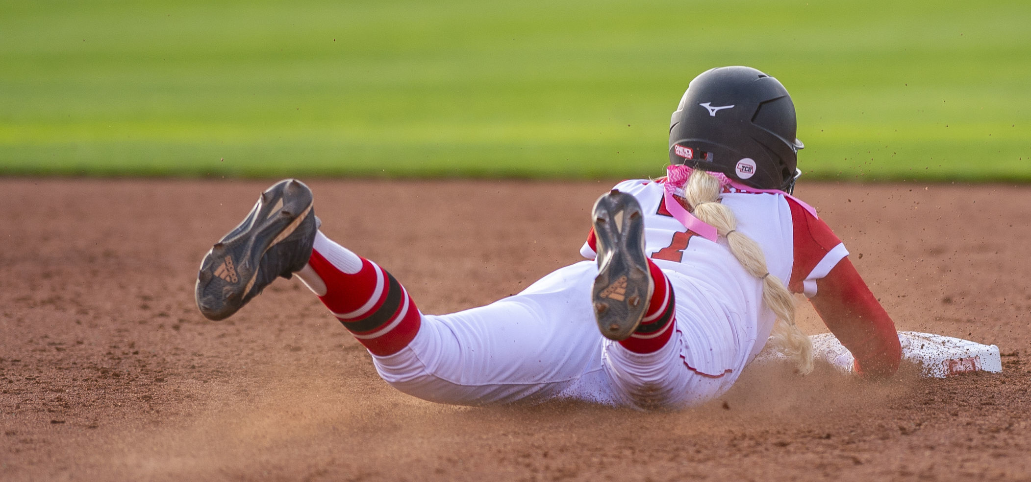 Nebraska Softball 4.26